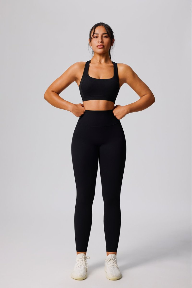 FlowLift™ Mid-Support Racerback Sports Bra