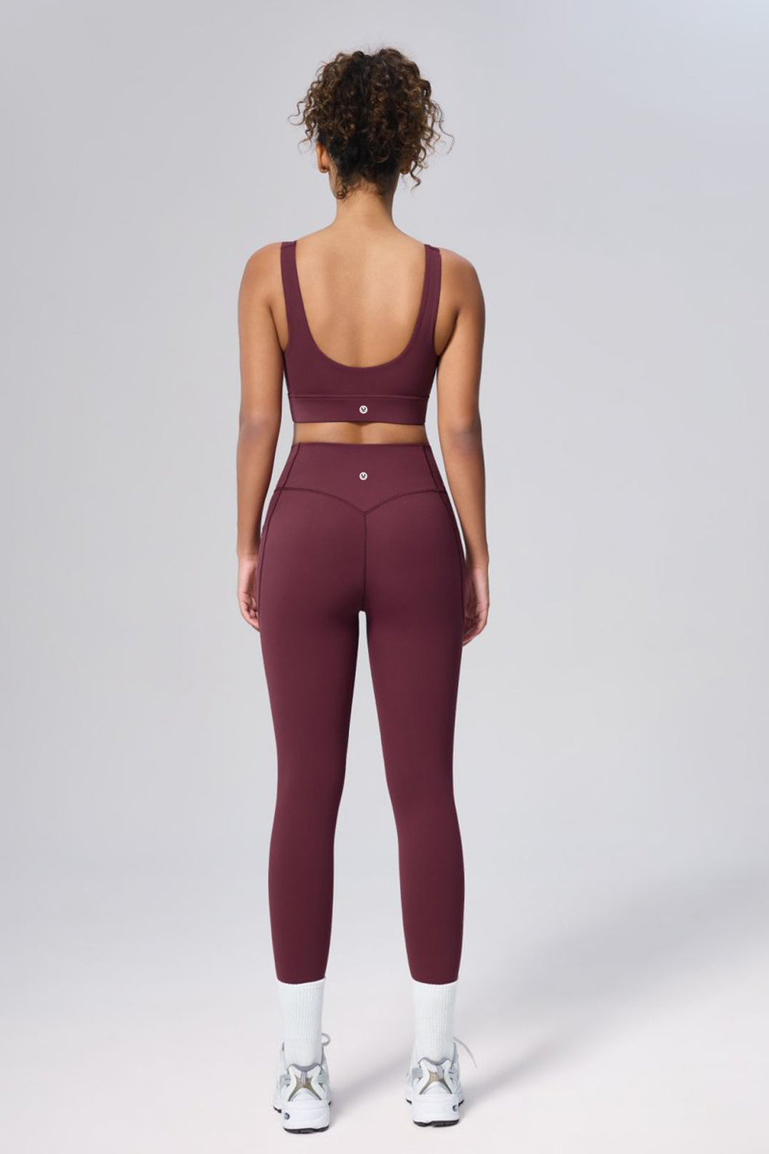 FlowCinch™ Square Neck Sports Bra