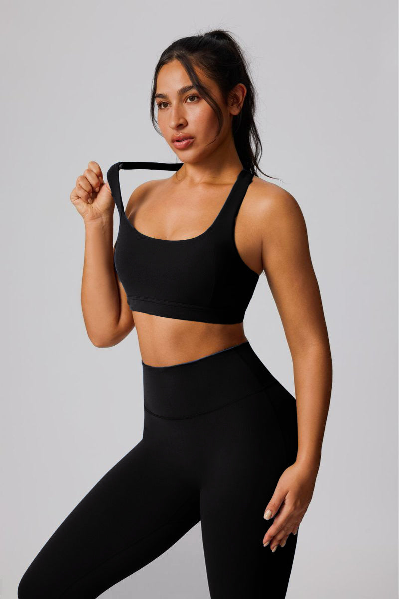 FlowLift™ Mid-Support Racerback Sports Bra