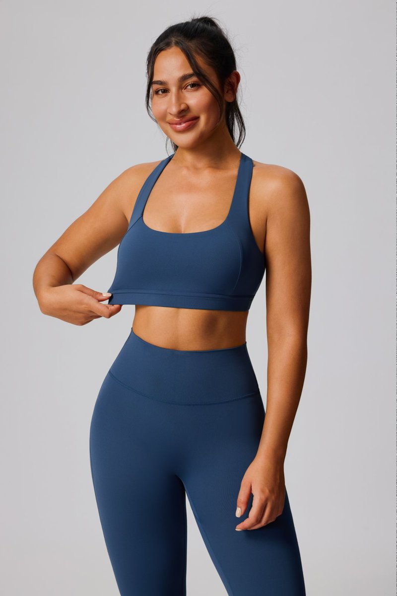 FlowLift™ Mid-Support Racerback Sports Bra